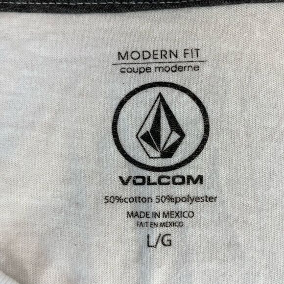 NWT Volcom T-Shirt Size L - Picture 5 of 6